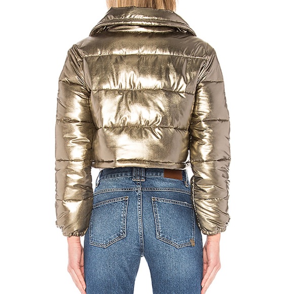 Lovers + Friends Sugar Cropped Puffer - Picture 3 of 4